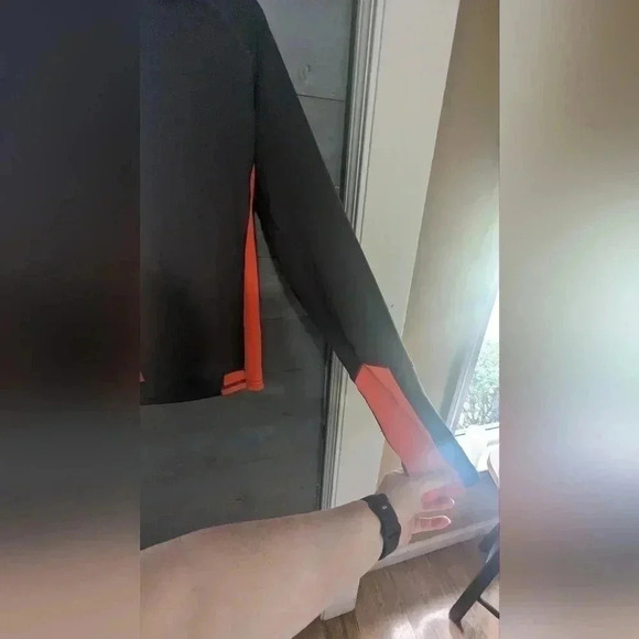 Fila Dry Tek Size Small Men's Long Sleeve Shirt (EUC) - Picture 6 of 8